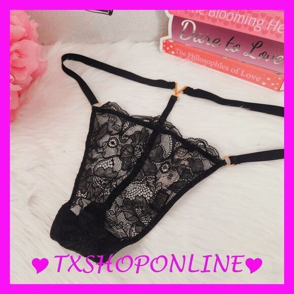❣️👙{ Victoria's Secret} Black lace v-string panty👙❣️ NWT - Picture 3 of 5